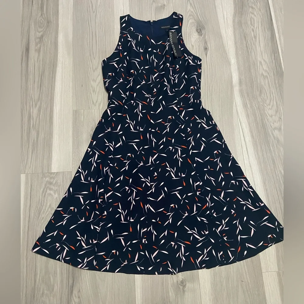 Banana Republic Dress Size 0 NWT